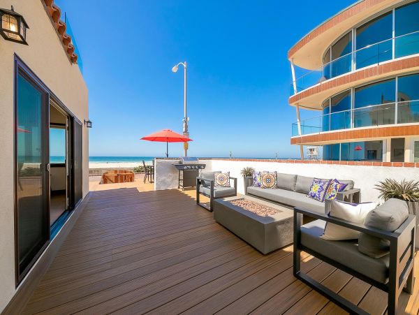 Luxury Oceanfront Six Bedroom Residence with Hot Tub & Full Ocean Views