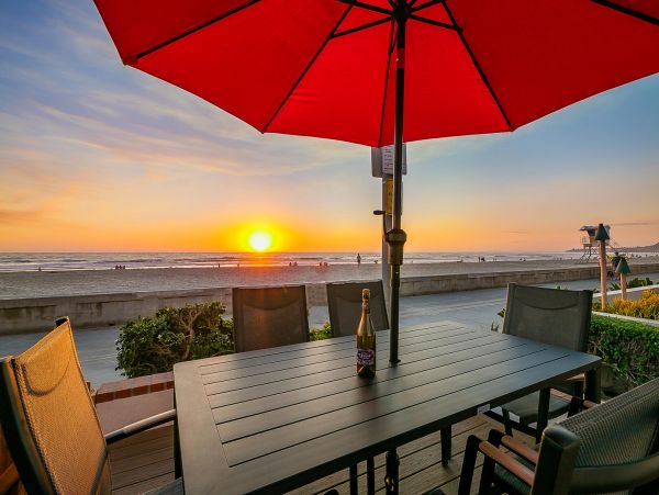 Luxury Oceanfront Six Bedroom Residence with Hot Tub & Full Ocean Views