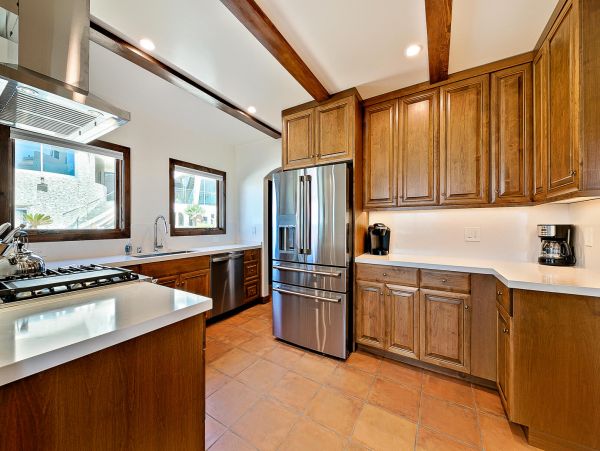 Luxury Oceanfront Six Bedroom Residence with Hot Tub & Full Ocean Views