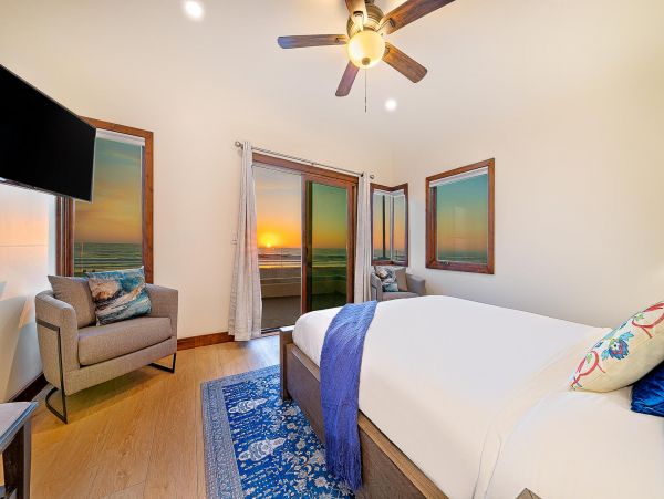 Luxury Oceanfront Six Bedroom Residence with Hot Tub & Full Ocean Views