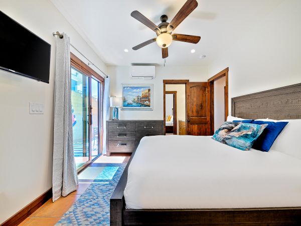 Luxury Oceanfront Six Bedroom Residence with Hot Tub & Full Ocean Views