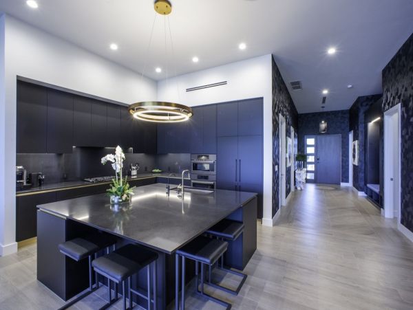 Beachfront Eight Bedroom Vacation Rental in The Cayman Islands