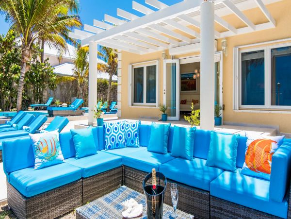 Piece of Paradise -Cayman Island Vacation Home Six Bedroom