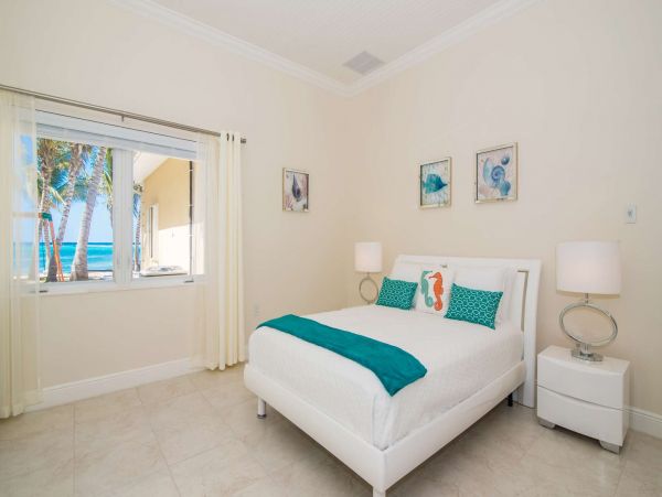 Piece of Paradise -Cayman Island Vacation Home Six Bedroom