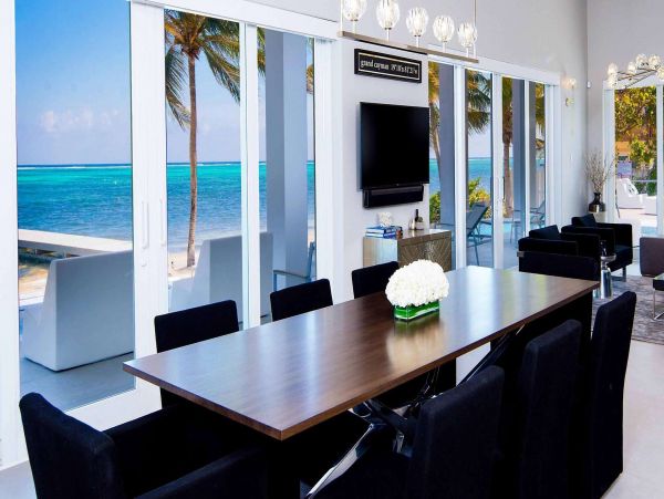 Luxury Cayman Islands 6 Bedroom Pool Home