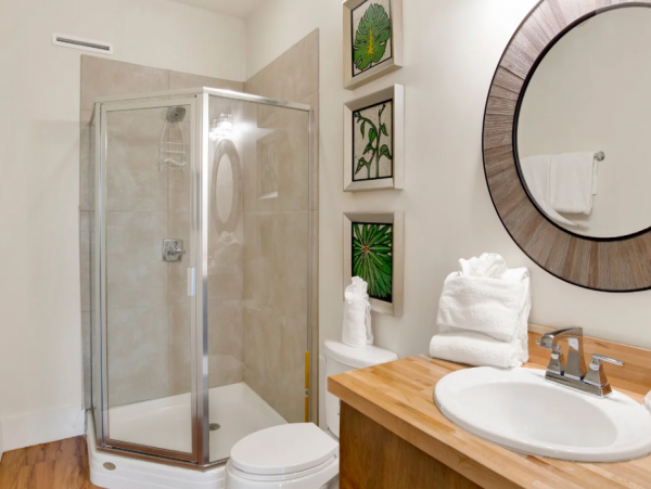 Beachfront 8 Bedroom Vacation Rental in Gulf Shores