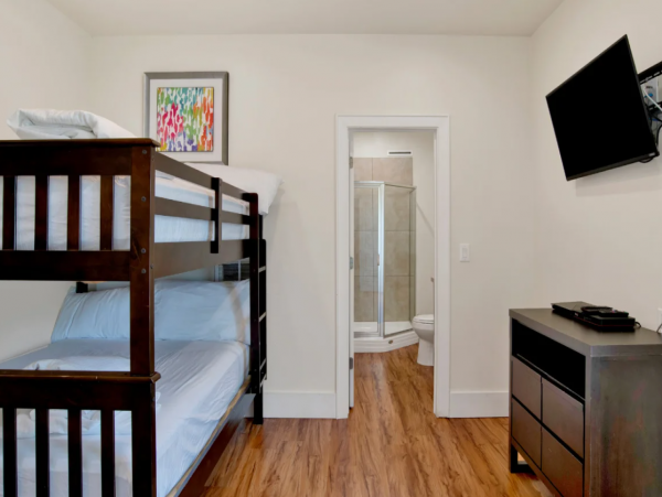 Beachfront 8 Bedroom Vacation Rental in Gulf Shores