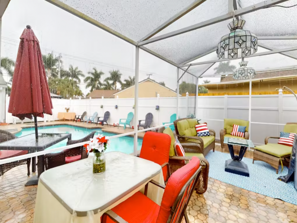 Boca Raton Vacation Home with 2 Bedroom & Pool