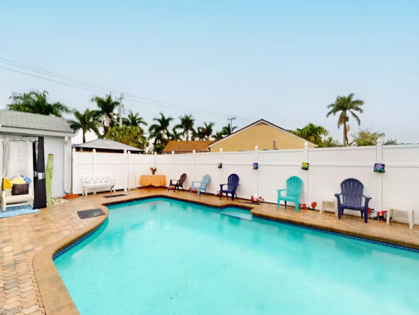 Boca Raton Vacation Home with 2 Bedroom & Pool