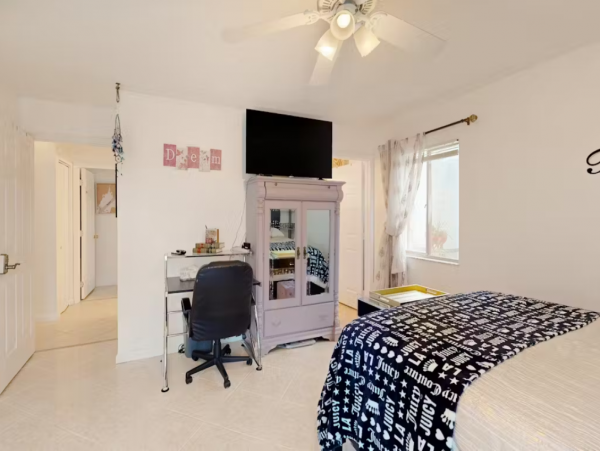 Boca Raton Vacation Home with 2 Bedroom & Pool