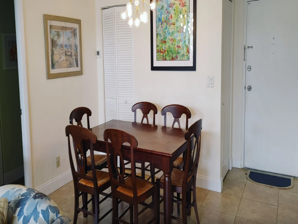 Lovely Siesta Key Condo Sleeps 2 Guests