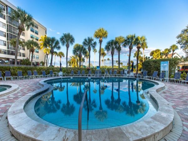 Lovely Siesta Key Condo Sleeps 2 Guests
