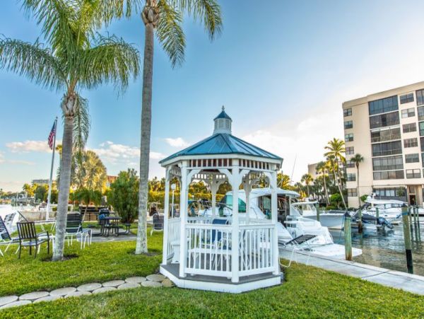 Lovely Siesta Key Condo Sleeps 2 Guests