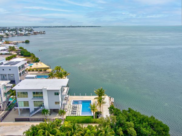 Oceanfront Marathon Vacation Luxury Rental