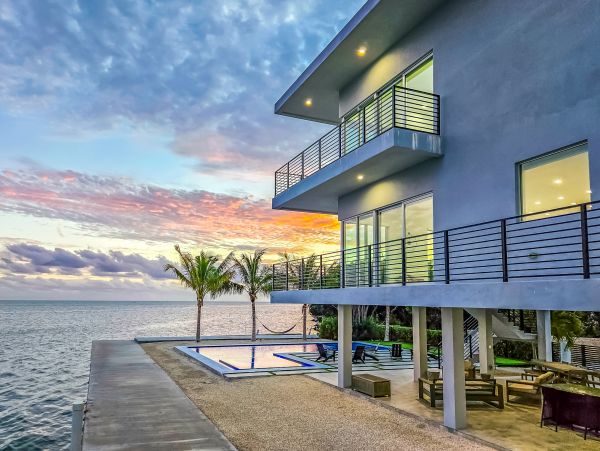 Oceanfront Marathon Vacation Luxury Rental