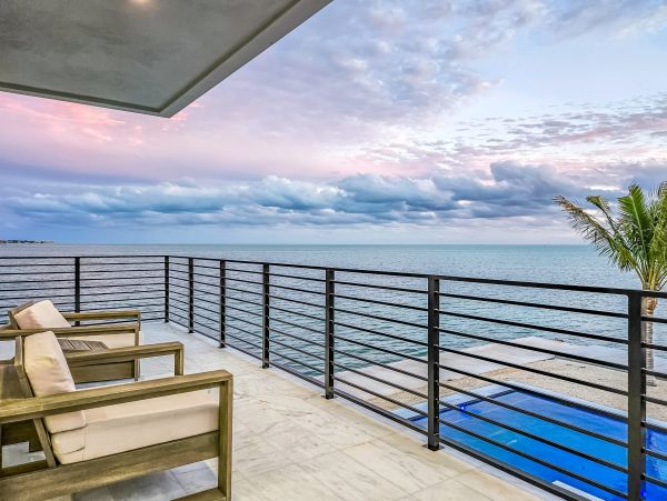 Oceanfront Marathon Vacation Luxury Rental