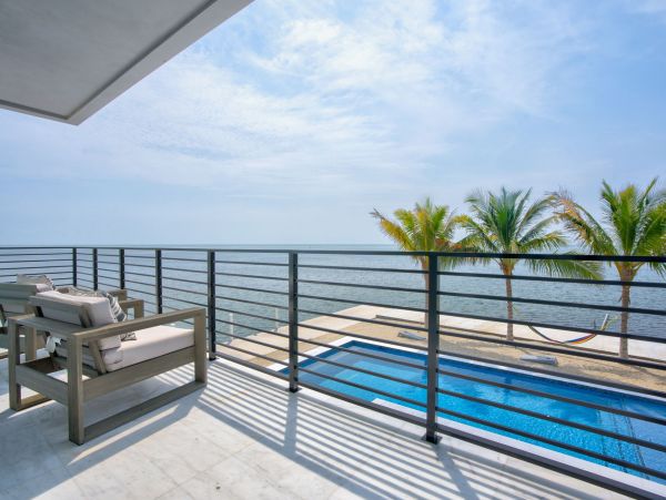 Oceanfront Marathon Vacation Luxury Rental