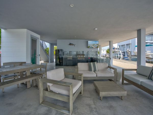 Oceanfront Marathon Vacation Luxury Rental