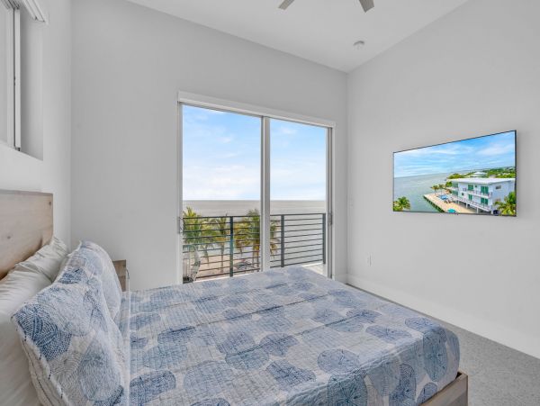 Oceanfront Marathon Vacation Luxury Rental