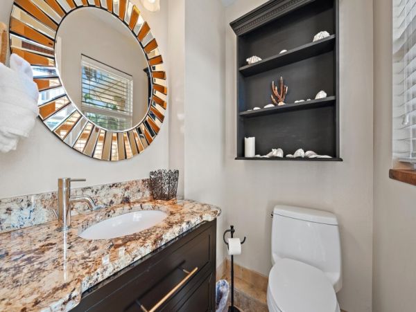 Canal Front Four Bedroom Vacation Residence in Longboat Key