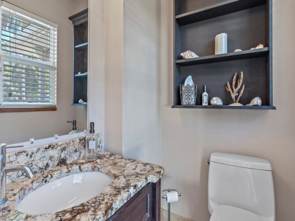 Canal Front Four Bedroom Vacation Residence in Longboat Key