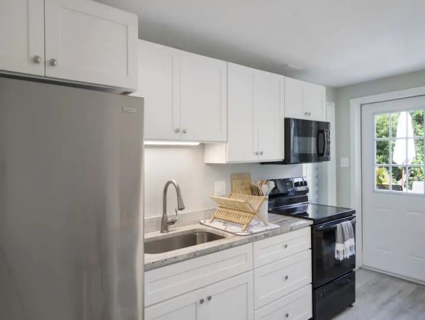 Two Bedroom Walk to Beach Vacation Duplex in Longboat Key