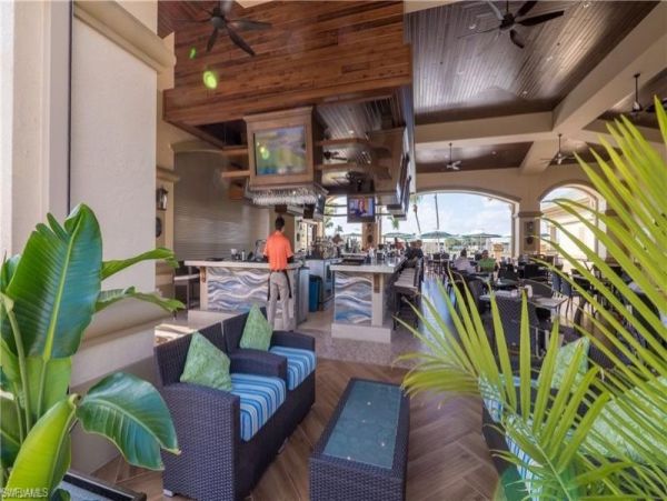 Lake Views from this Charming Vacation Home