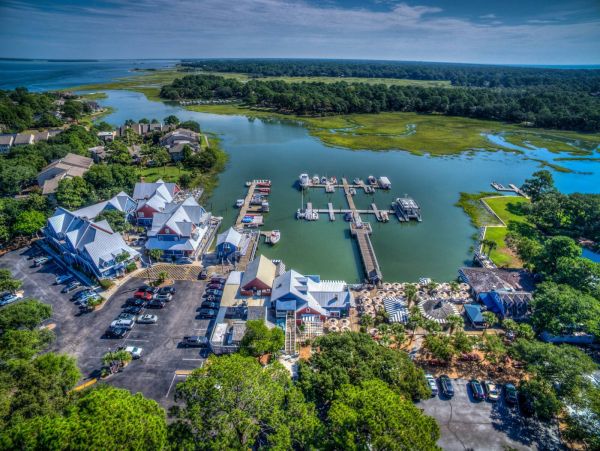 Four Bedroom Walk to Beach Vacation Rental in Hilton Head