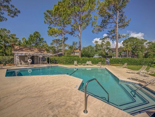 Four Bedroom Walk to Beach Vacation Rental in Hilton Head