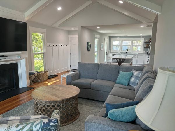 Four Bedroom Walk to Beach Vacation Rental in Hilton Head