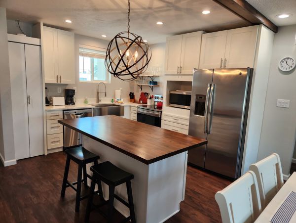 Lido Key Vacation Condo One Bedroom Walk to Beach