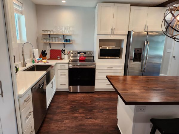Lido Key Vacation Condo One Bedroom Walk to Beach