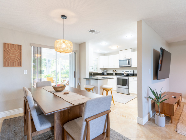 Sarasota Vacation Rental: Tranquil Retreat Near Siesta Key