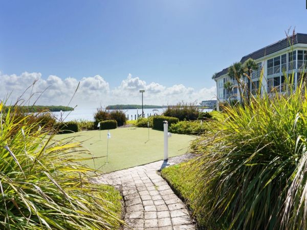 Longboat Key Walk to Beach Two Bedroom Vacation Rental