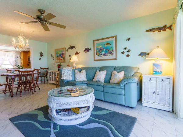Longboat Key Walk to Beach Two Bedroom Vacation Rental