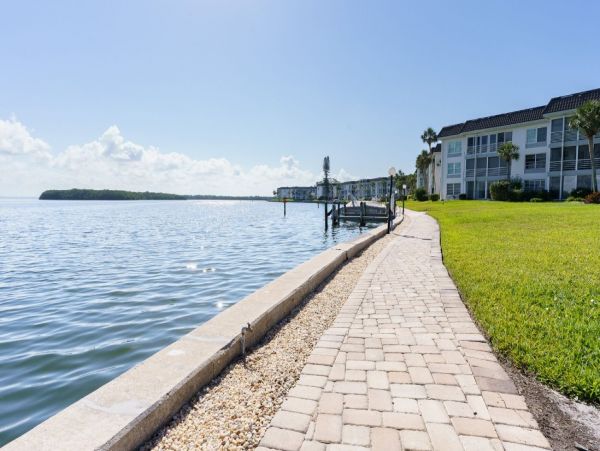 Longboat Key Walk to Beach Two Bedroom Vacation Rental