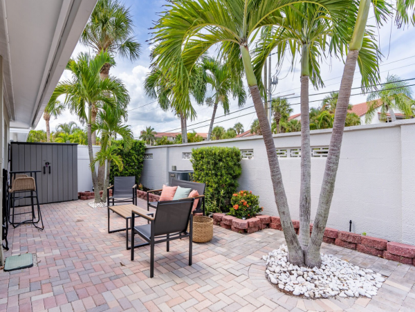 Siesta Key Vacation Rental: Cozy Villa Near Sarasota