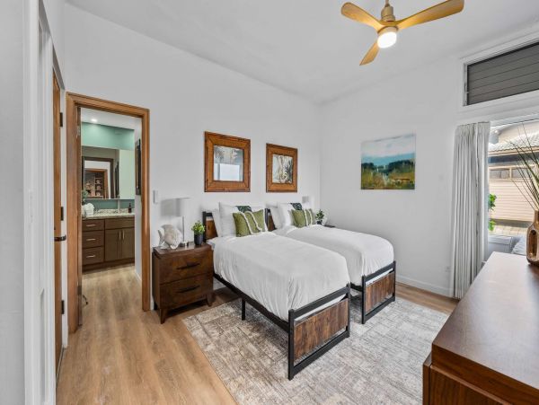 Luxurious Villas: Stunning Ocean Views & Free Activities in Kapalua, Maui