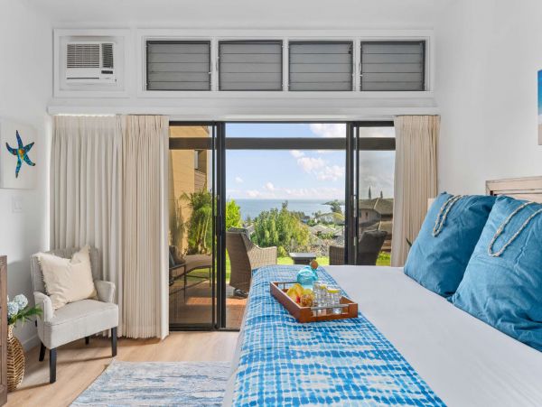 Luxurious Villas: Stunning Ocean Views & Free Activities in Kapalua, Maui