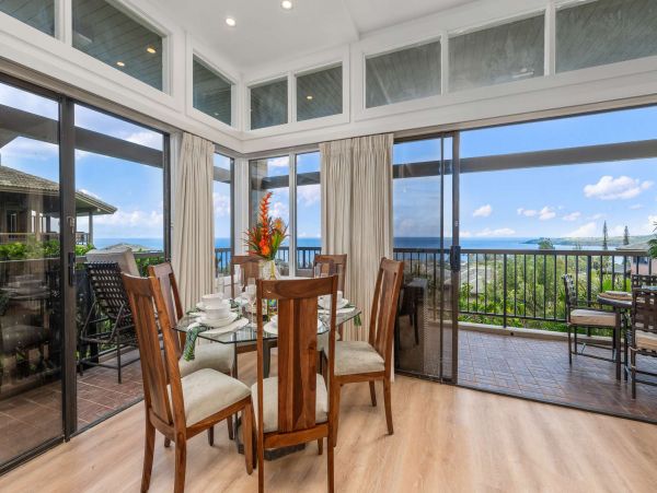 Luxurious Villas: Stunning Ocean Views & Free Activities in Kapalua, Maui