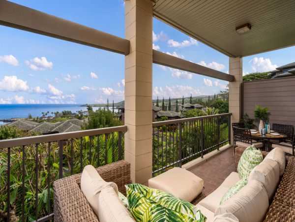 Luxurious Villas: Stunning Ocean Views & Free Activities in Kapalua, Maui