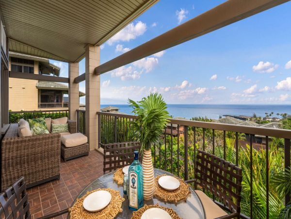 Luxurious Villas: Stunning Ocean Views & Free Activities in Kapalua, Maui