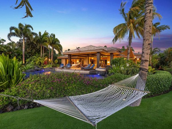 Oceanfront Luxurious 4 Bedroom Villa Amazing Amenities