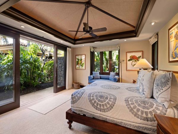 Oceanfront Luxurious 4 Bedroom Villa Amazing Amenities
