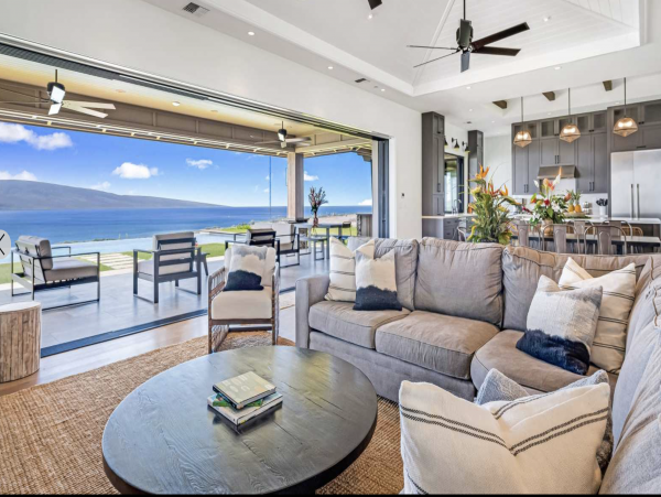 West Maui Oceanfront Luxury Vacation Villa