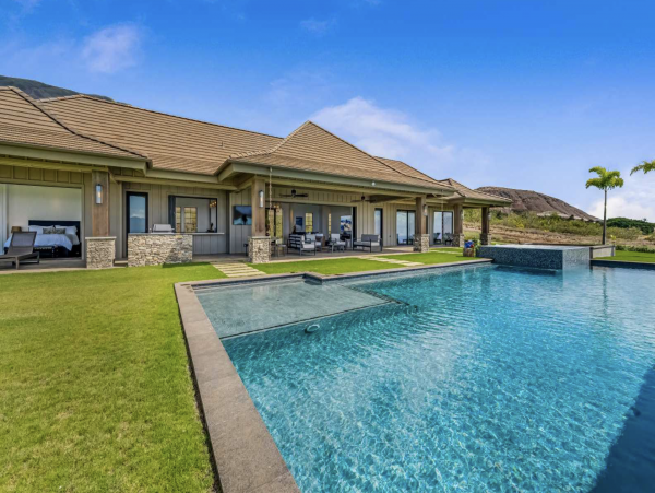 West Maui Oceanfront Luxury Vacation Villa