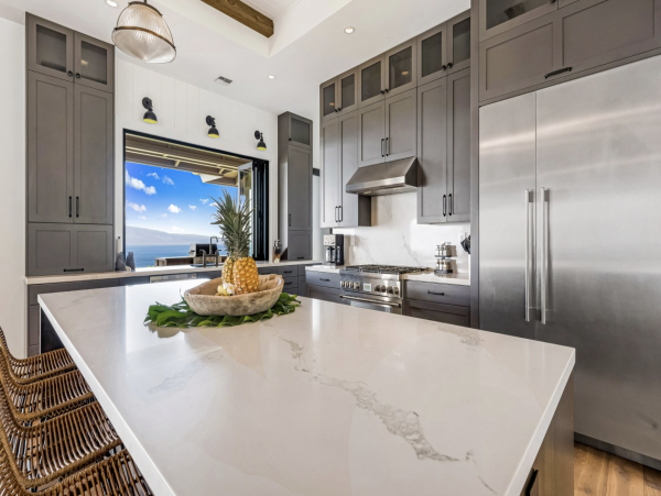 West Maui Oceanfront Luxury Vacation Villa