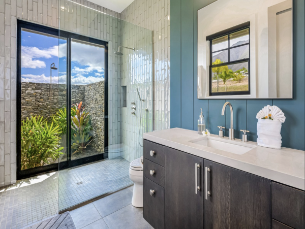 West Maui Oceanfront Luxury Vacation Villa