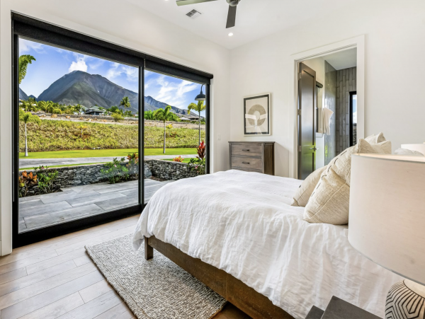 West Maui Oceanfront Luxury Vacation Villa
