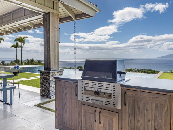 West Maui Oceanfront Luxury Vacation Villa